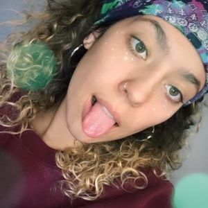 Meet your Posher, Kylie